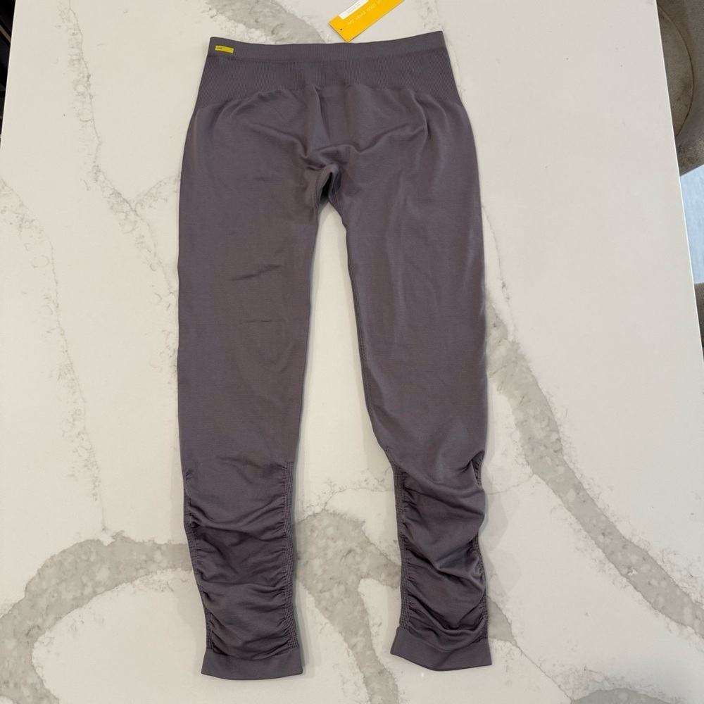 Lole NWT Cutest Yoga Leggings Seamless Women’s Size L/XL Storm Gray Compression